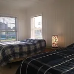 Beaches Motel